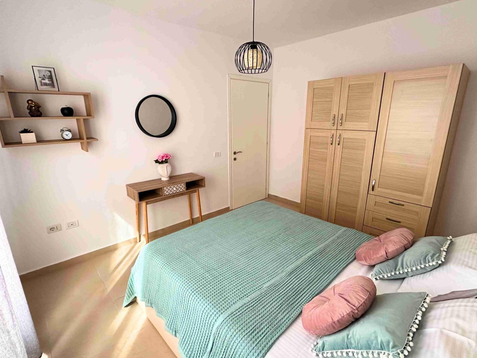 Tropicana Apartments เดอร์มี ภายนอก รูปภาพ